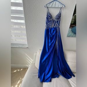 Blue dress size 8